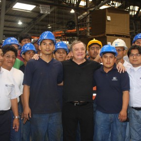 Alvaro Noboa And Workers