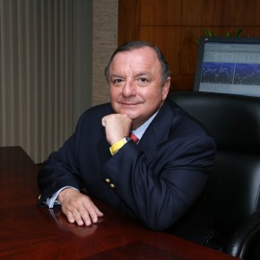 Photo Ab Alvaro Noboa  new june 27-07 028