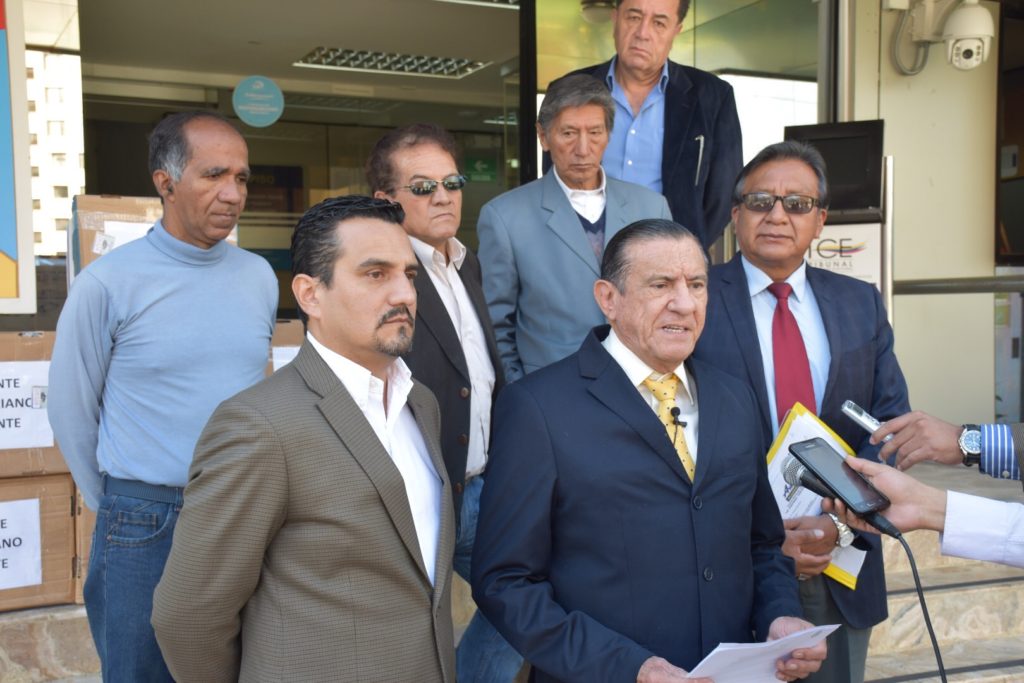 ADELANTE_ECUATORIANO_ADELANTE_4
